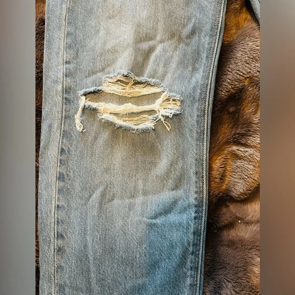 American Eagle Outfitters 90s Straight Style Jeans Sz 2 - Picture 4 of 11